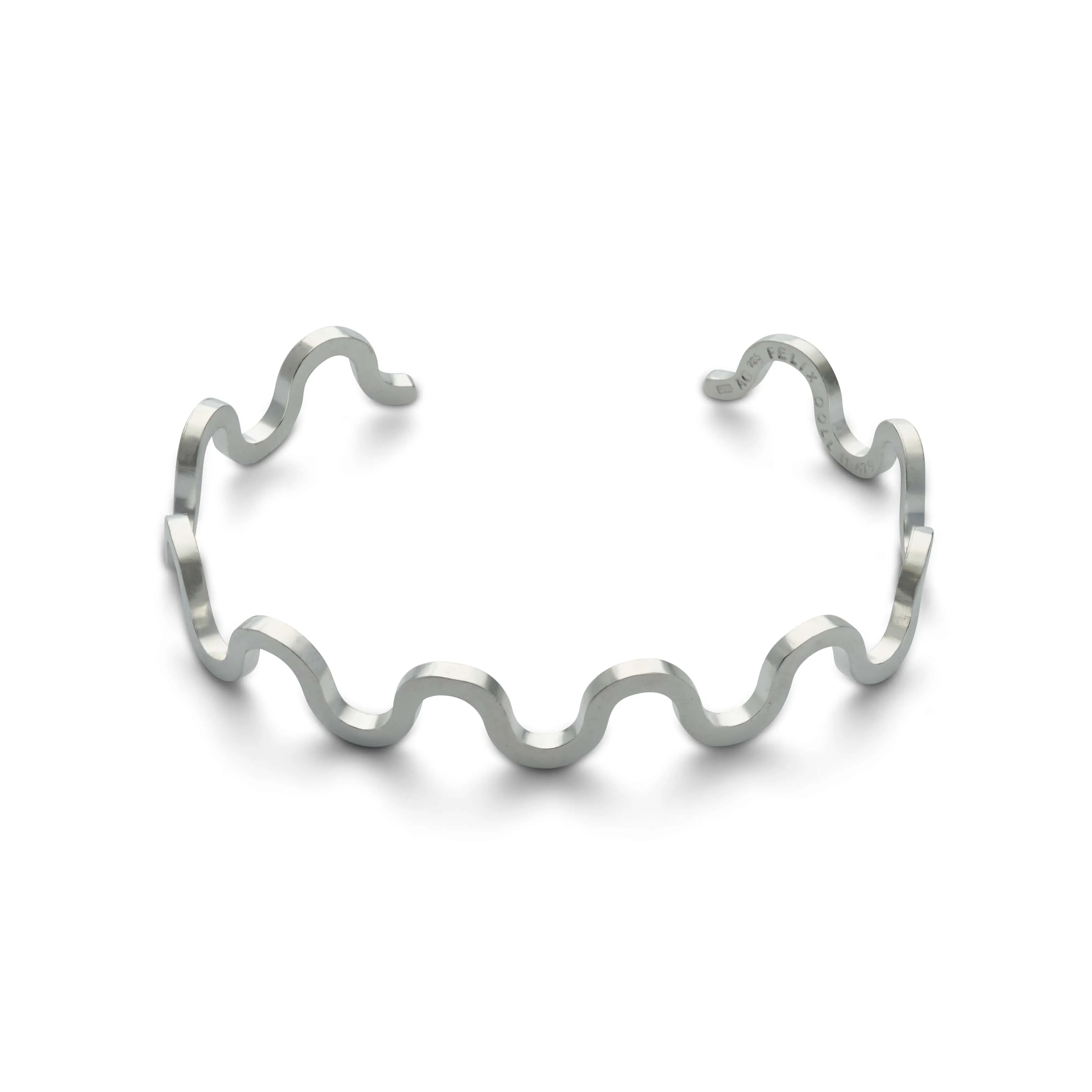 H 479 - Single Wave Bracelet