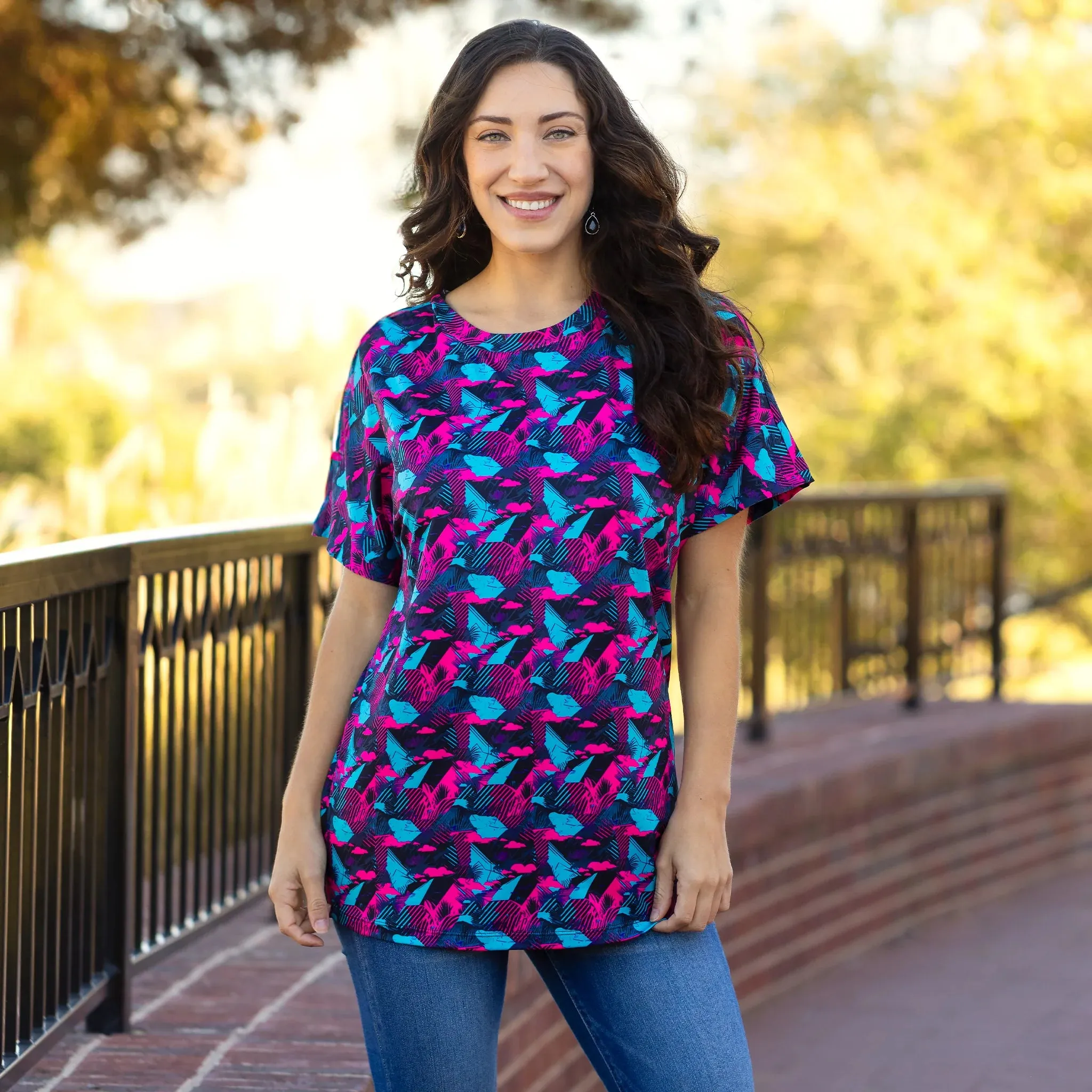 Turquoise & Pink print short sleeve top