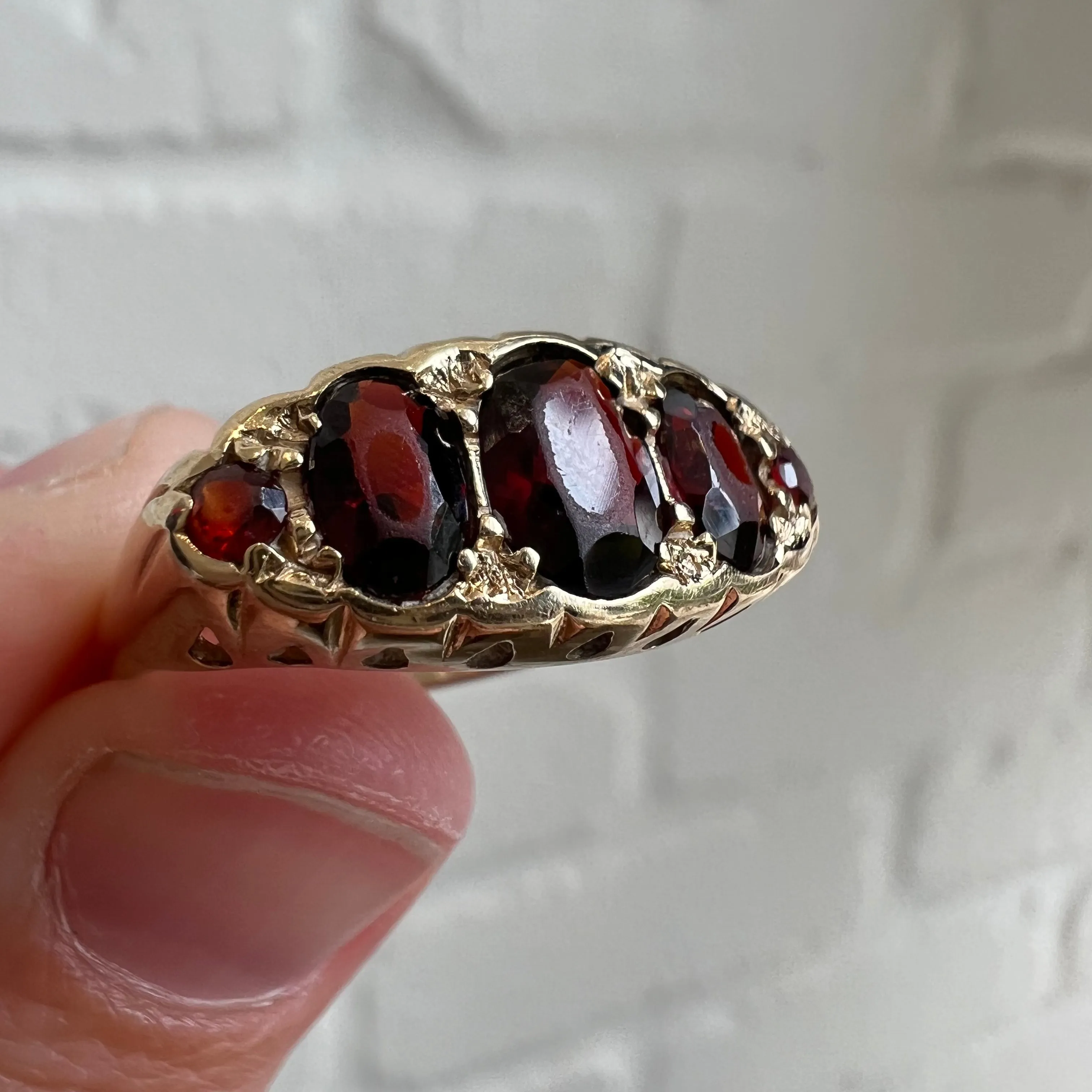 V I N T A G E // burgundy bliss / 9k and garnet 5 stone boat ring / victorian style / size 9.25