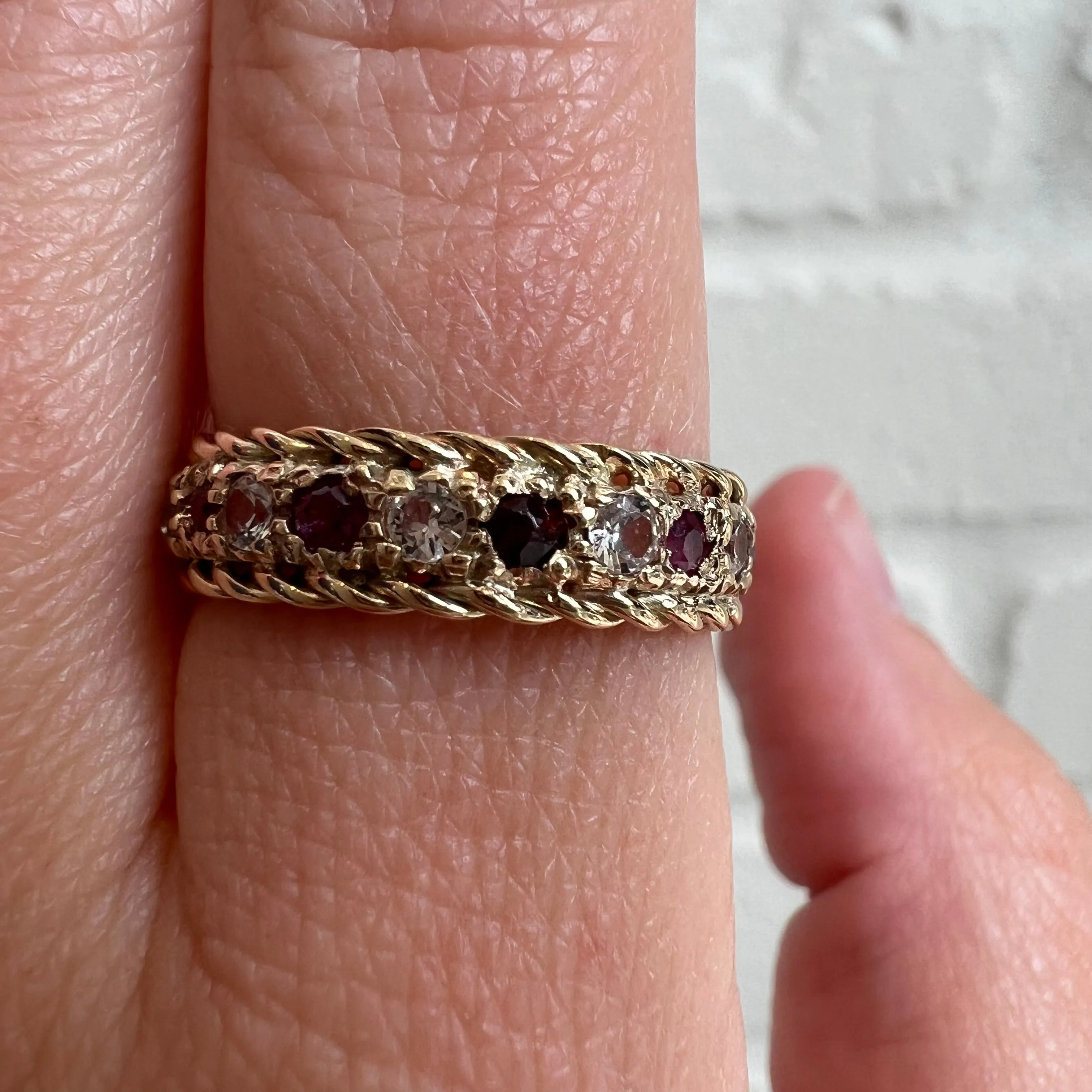 V I N T A G E // eternally playful / 9k instant stack illusion quartz and topaz eternity band . size 6.5-6.75